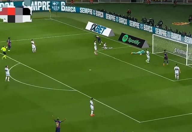 队徽表忠心拉师傅爆射终破心魔巴萨2分钟2连击亚马尔亲吻(图11)